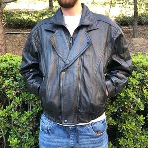 Men’s black leather jacket, large. Great worn-in look!